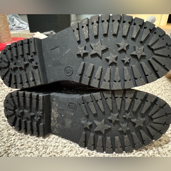 Women’s Glitter Boots - Picture 3 of 3